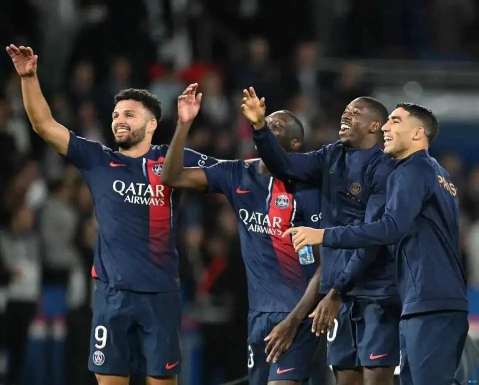 包含巴黎圣日耳曼锋线犀利,战胜对手晋级的词条 包含巴黎圣日耳曼锋线犀利,战胜对手晋级的词条