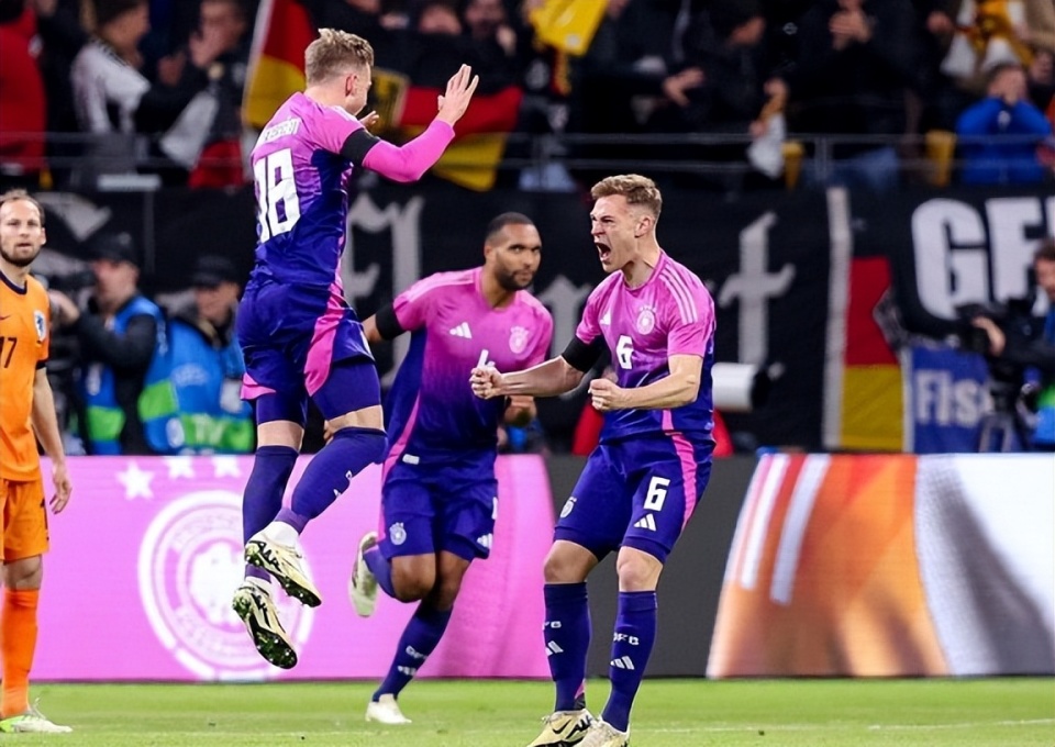 包含欧国联比赛：德国战平英格兰无缘晋级的词条