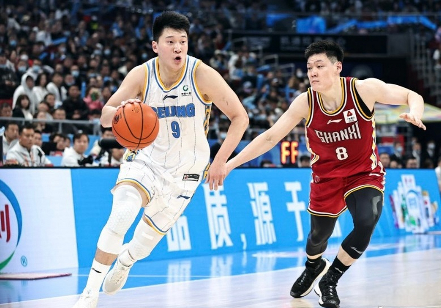 包含CBA外援36+13领衔首钢大胜江苏的词条