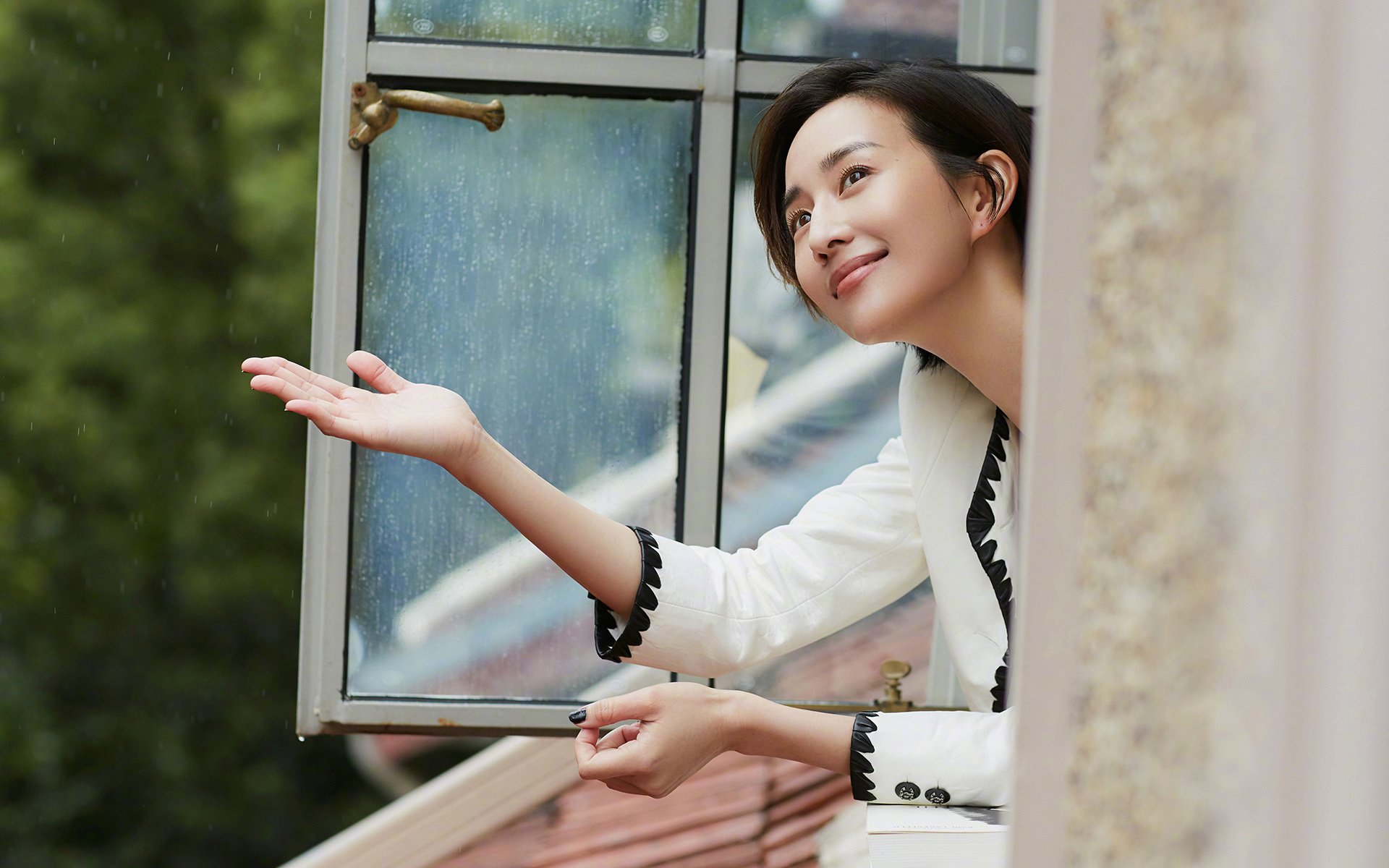 莱奥一锤定音，突尼斯提前锁定胜局，米兰前锋上演关键救赎