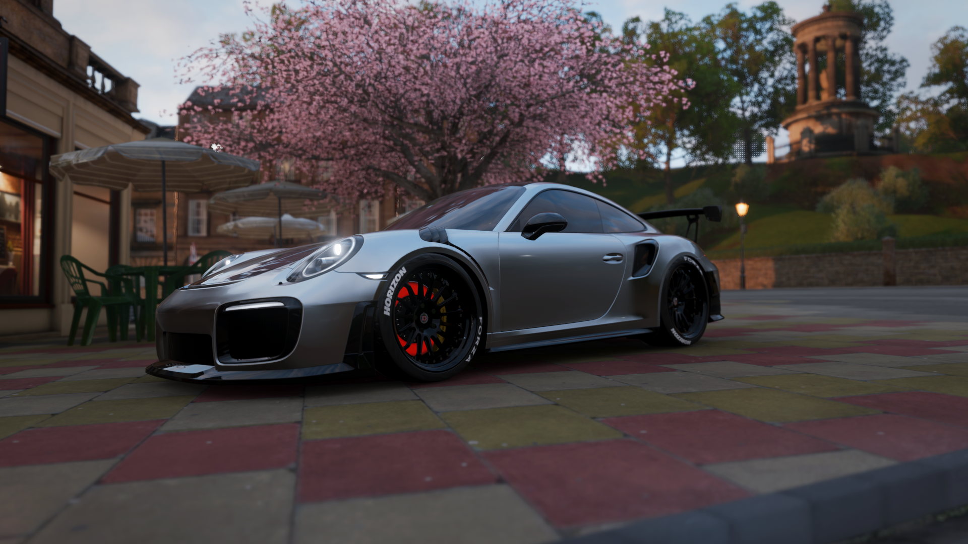 体育跨界狂想曲，森林狼篮球场压制上海，切特F1街道赛演绎速度统治